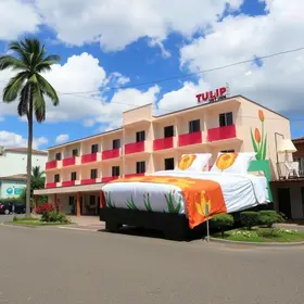 Tulip Inn Itaguaí