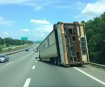acidente no Arco Metropolitano